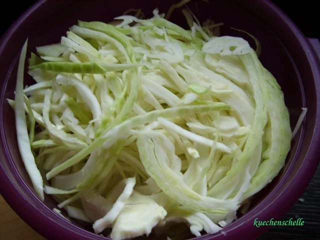 Krautsalat mit gebratenem Speck - Rezept - Bild Nr. 3