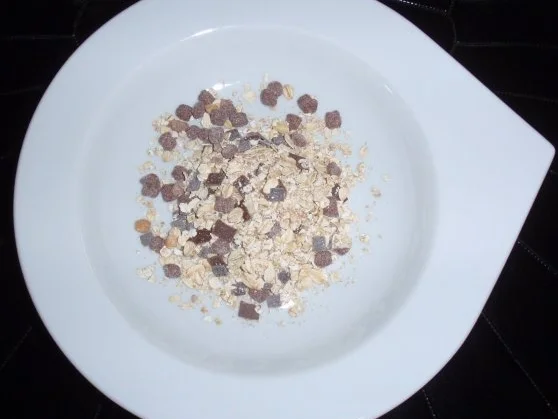 Frühstücksmüsli mit Erdbeeren und Mini-Kiwis - Rezept - Bild Nr. 2