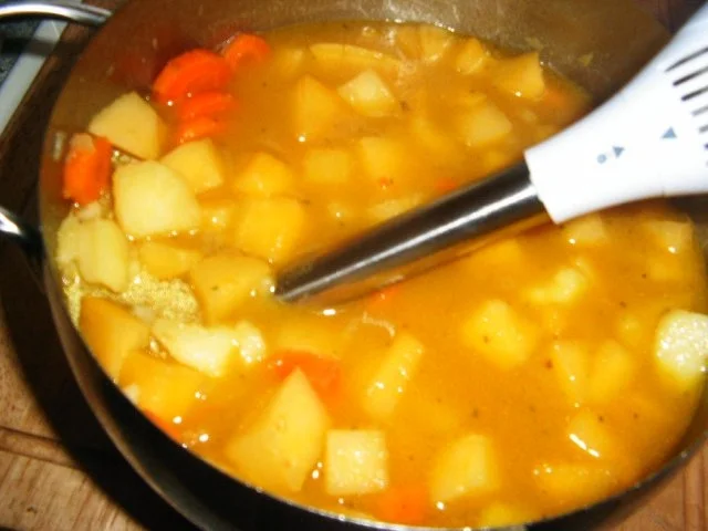 Steckrübensuppe mit kleinen Semmelknödeln - Rezept - Bild Nr. 8