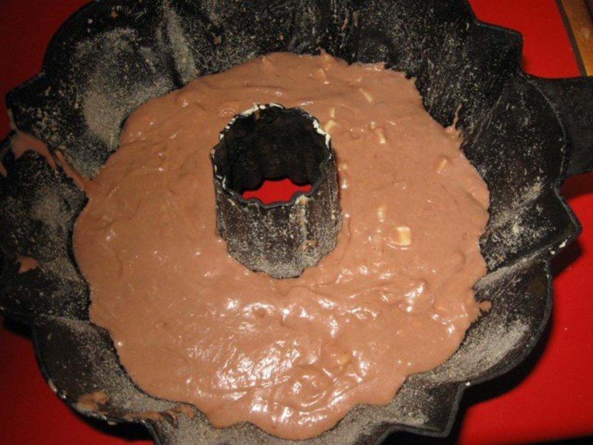 Buttermilch - Gugelhupf mit weißer Schokolade - Rezept - Bild Nr. 10