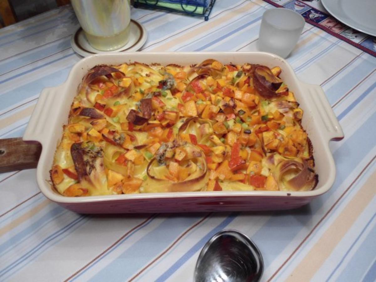 Kürbis-Nudelauflauf - Rezept mit Bild - kochbar.de