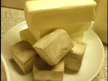 Rezept: Weihnachtsbäckerei: Stollen Bild Nr. 3 Weihnachtsbäckerei: Stollen - Rezept - Bild Nr. 3