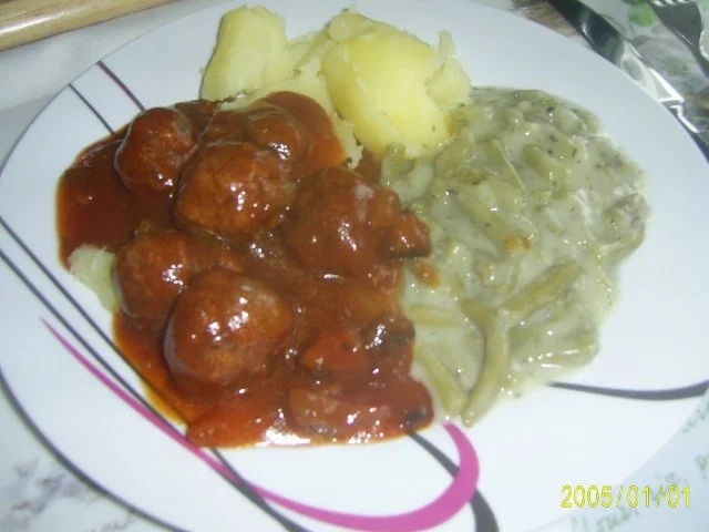 Hackfleisch: Fleischbällchen in würziger Soße - Rezept - Bild Nr. 4