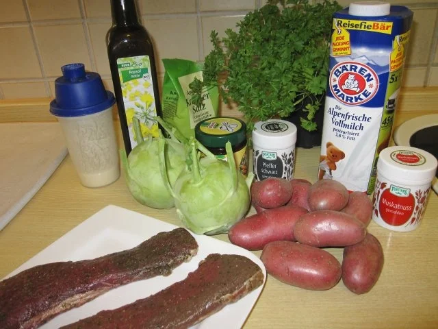 Rezept: Lammrückenfilet mit Kohlrabigemüse an Chérie Bild Nr. 2 Lammrückenfilet mit Kohlrabigemüse an Chérie - Rezept - Bild Nr. 2