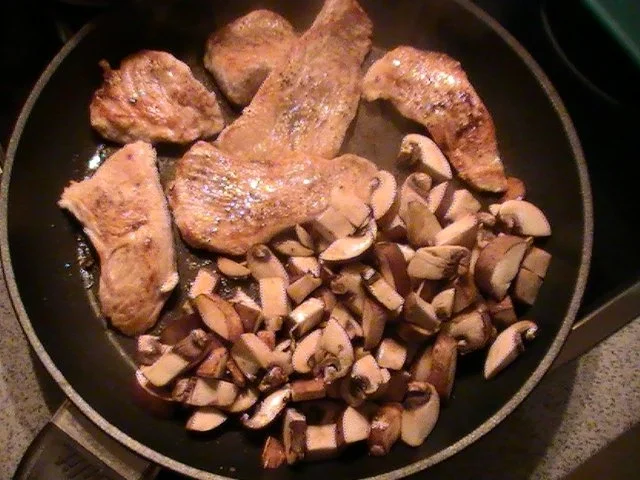 Rezept: Hähnchen mit Tomaten-Zucchini-Risotto Bild Nr. 4 Hähnchen mit Tomaten-Zucchini-Risotto - Rezept - Bild Nr. 4