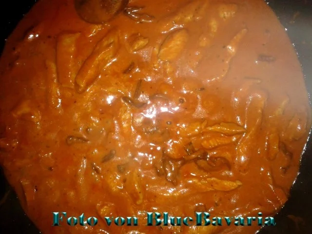 Putengeschnetzeltes mit getrockneten Pilzen - Fleisch - Rezept - Bild Nr. 2