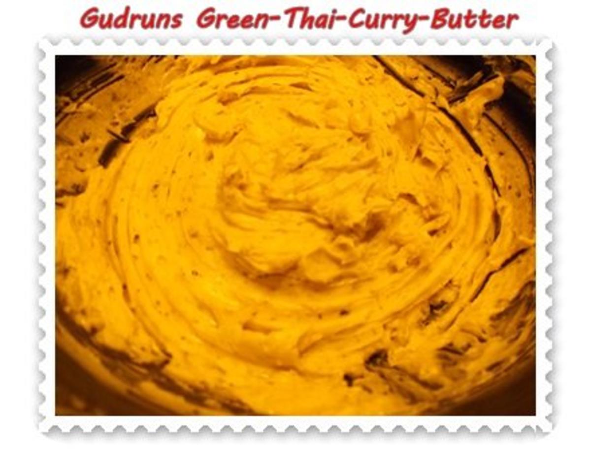 Brotaufstrich: Green-Thai-Curry-Butter - Rezept