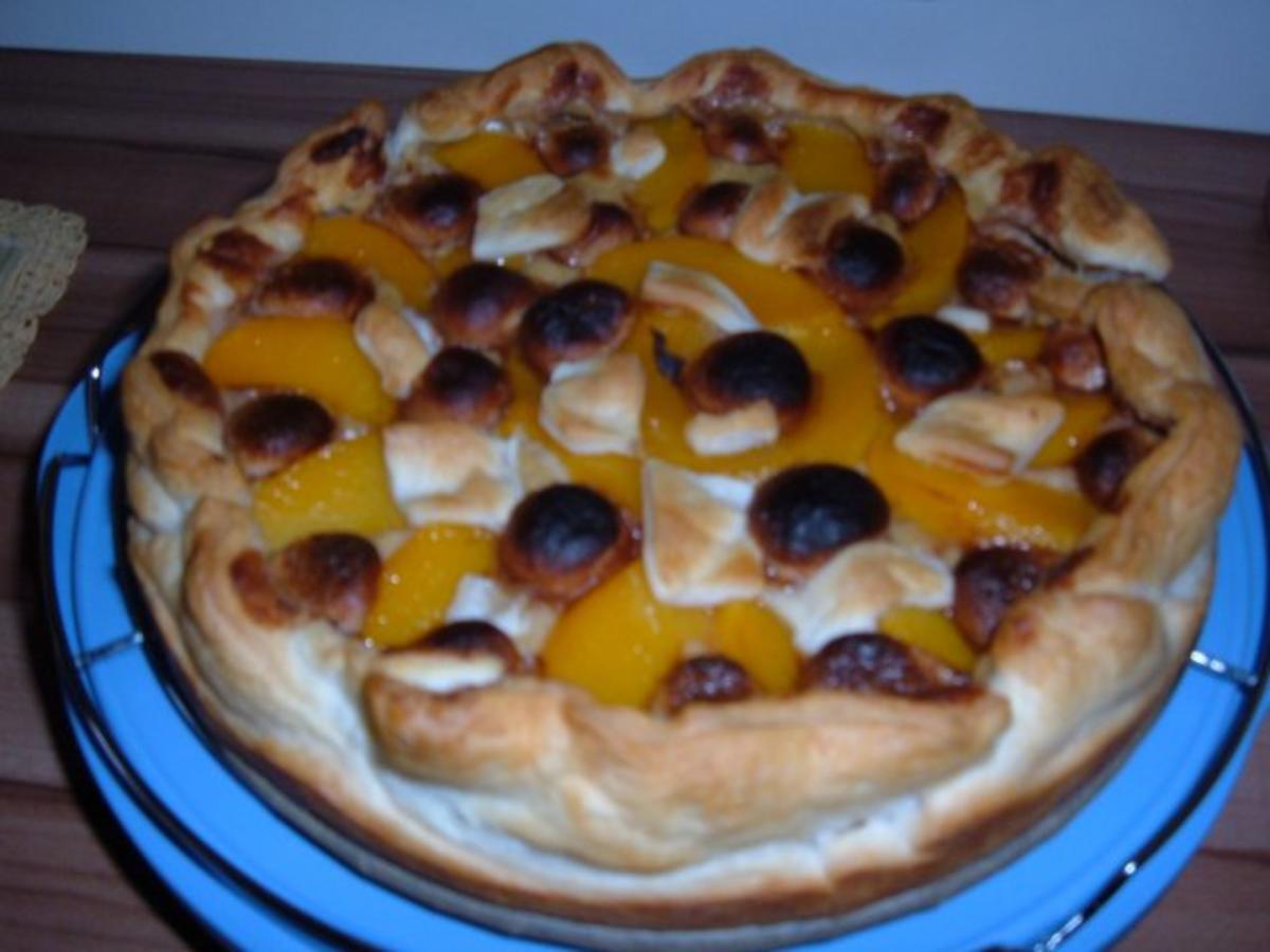 Blätterteig : Kuchen mit Pfirsich - Pudding - Marzipan - Rezept - Bild Nr. 2
