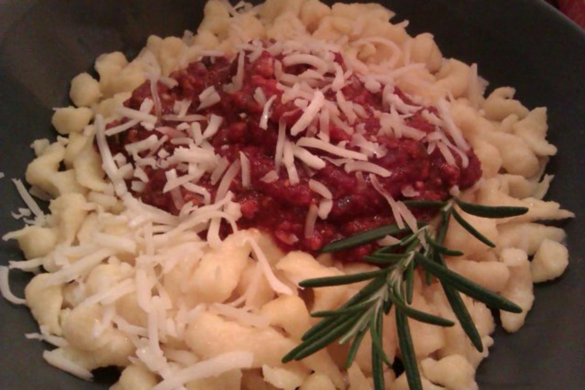 Tofubolognese mit Dinkelknöpfle - Rezept - Bild Nr. 3