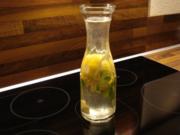 Zitronen, Ingwer, Holunderblüten Limonade mit Minze - Rezept