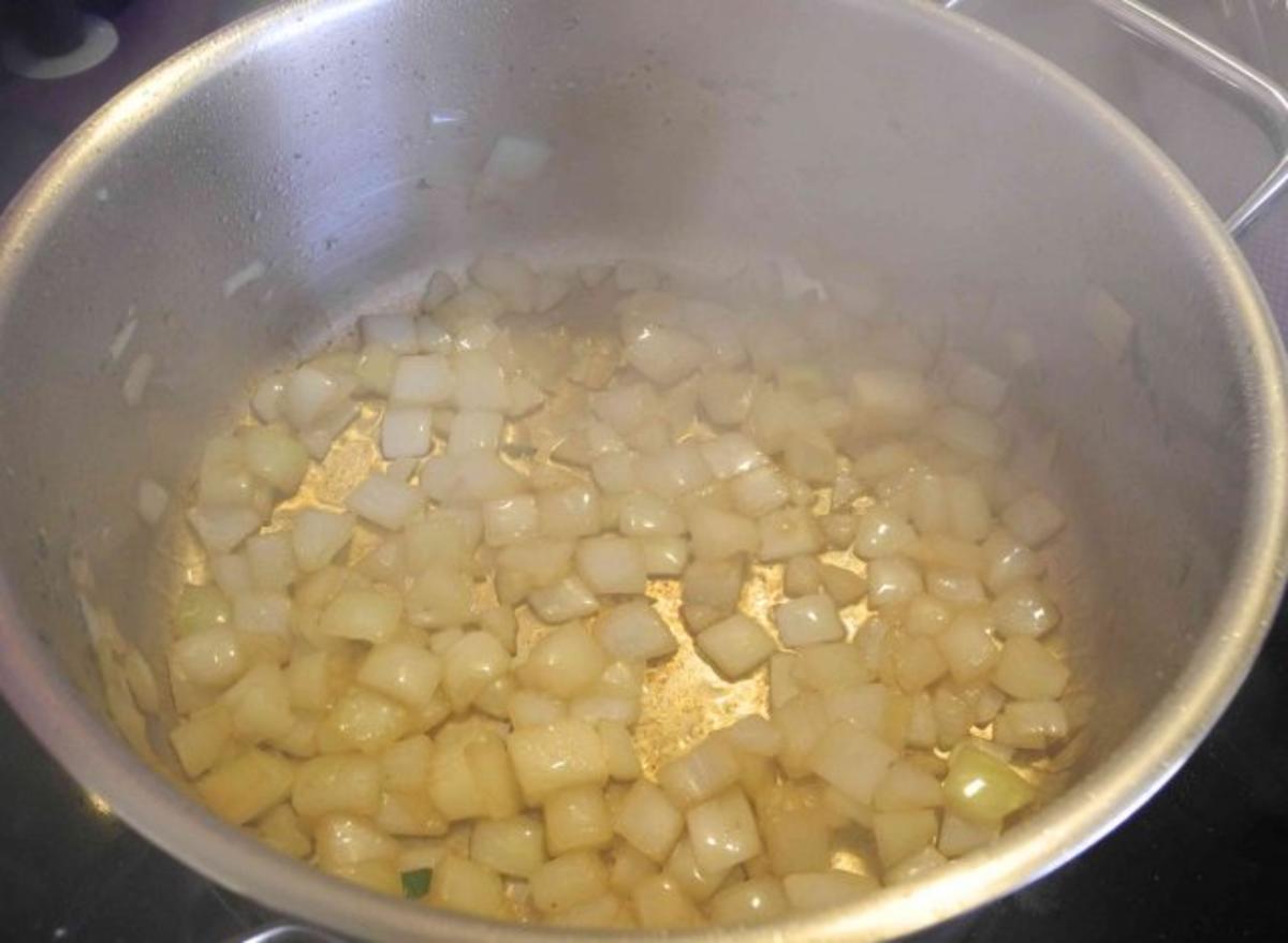 Vegan : Kartoffelsuppe mit Kohlrabiblättern - Rezept - Bild Nr. 2