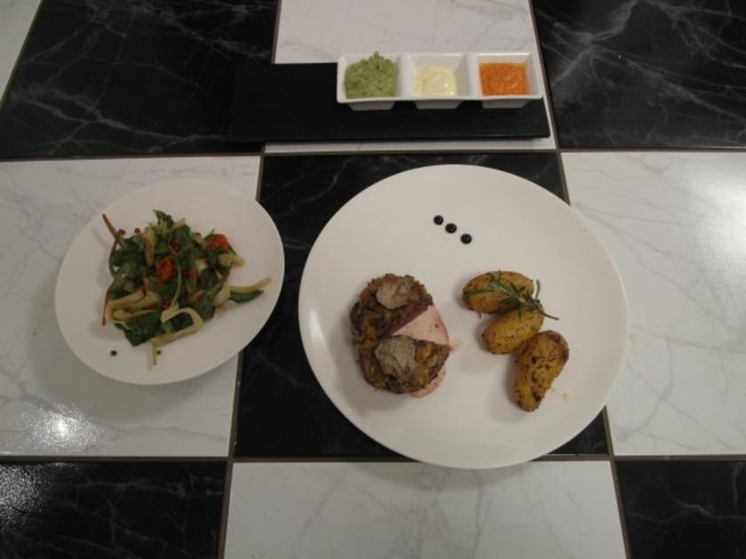 Rinderfilet mit leckerer Parmesan-Trüffel-Haube - Rezept - kochbar.de