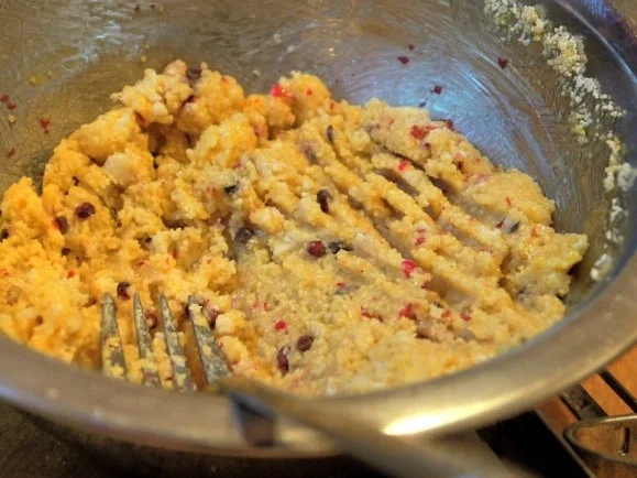 Hähnchenbrust unter Ziegenkäsehaube mit karamellisierten Thymianbirnen - Rezept - Bild Nr. 5