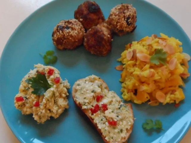 Rezept: Orientalische Couscous-Rosinen-Hackbällchen Bild Nr. 13 Orientalische Couscous-Rosinen-Hackbällchen - Rezept - Bild Nr. 13