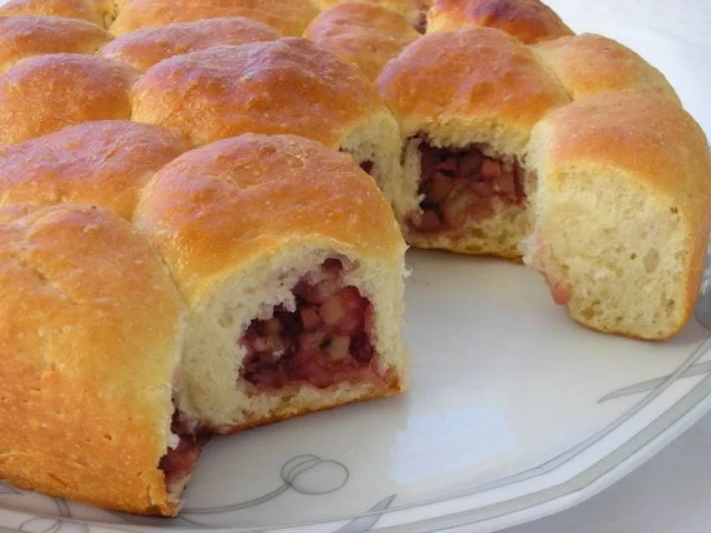 Maroni-Preiselbeer-Buchteln - Rezept