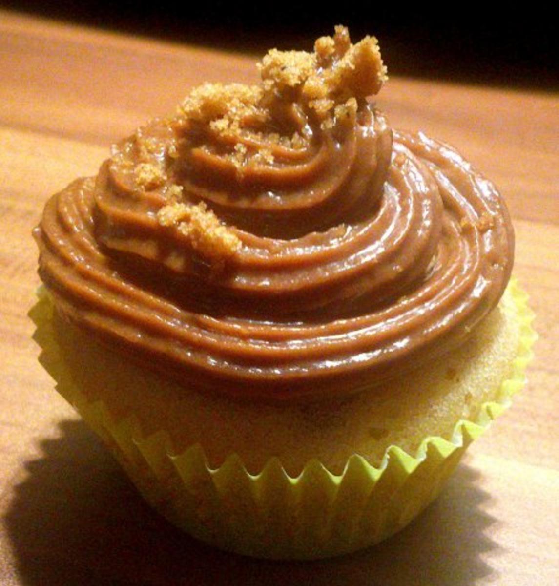 Bilder für Spekulatius Mini Cupcakes mit Nutella Creme - Rezept