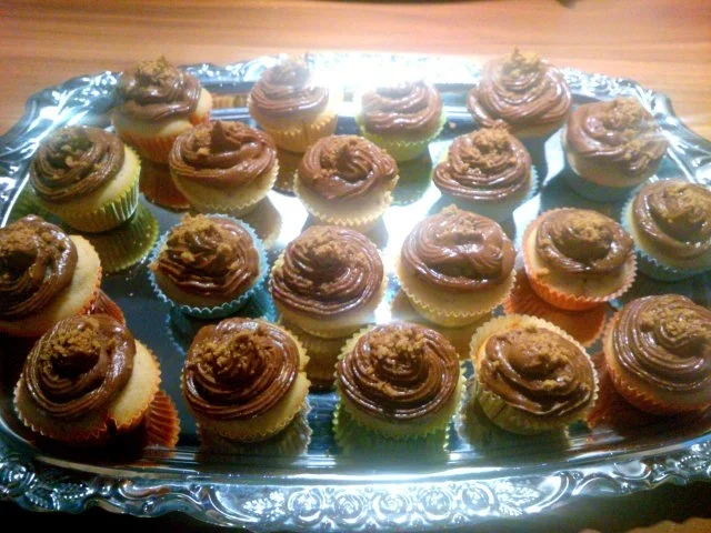 Rezept: Spekulatius Mini Cupcakes mit Nutella Creme Bild Nr. 3 Spekulatius Mini Cupcakes mit Nutella Creme - Rezept - Bild Nr. 3