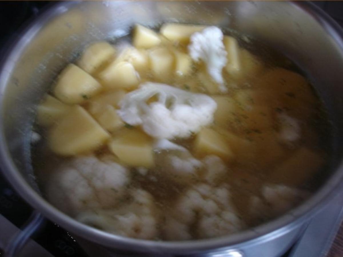Blumenkohl-Kartoffelstampf mit Nordseekrabben - Rezept - Bild Nr. 2