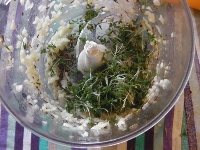 Mein "Herbstbraten" - Schweinebraten mit Pakchoi-Kresse-Fülle und Hokkaido-Kürbishachl - Rezept - Bild Nr. 8