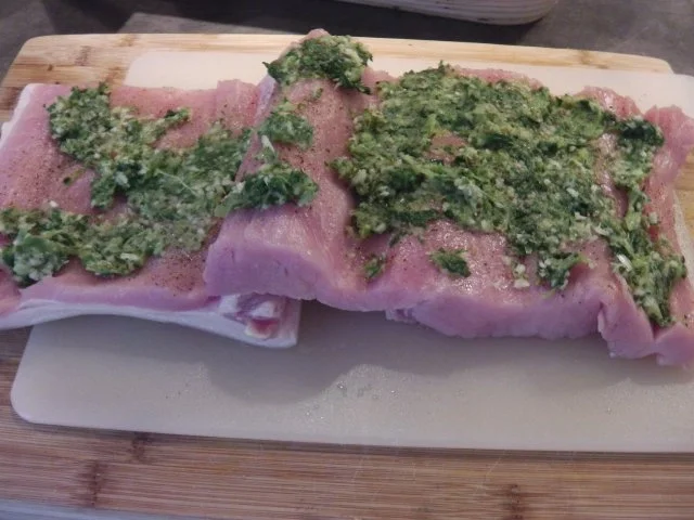 Mein "Herbstbraten" - Schweinebraten mit Pakchoi-Kresse-Fülle und Hokkaido-Kürbishachl - Rezept - Bild Nr. 12