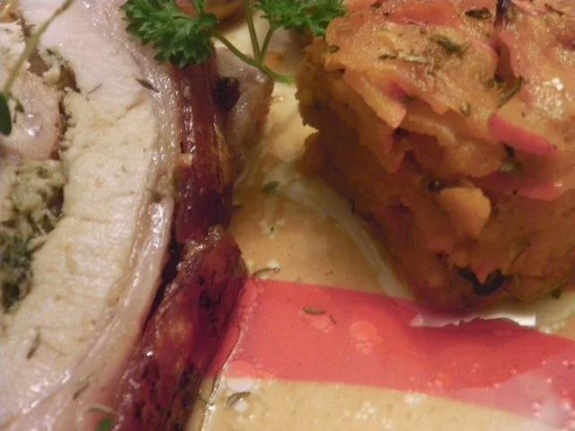 Mein "Herbstbraten" - Schweinebraten mit Pakchoi-Kresse-Fülle und Hokkaido-Kürbishachl - Rezept - Bild Nr. 3