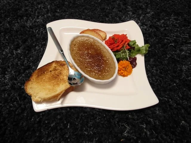 Crème Brûlée aus Kalbsleber an Karamell-Äpfeln - Rezept