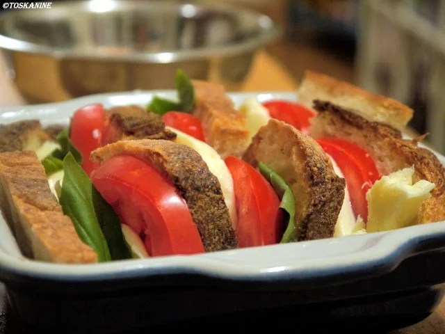 Rezept: Toskan(in)ischer Brotauflauf Bild Nr. 9 Toskan(in)ischer Brotauflauf - Rezept - Bild Nr. 9