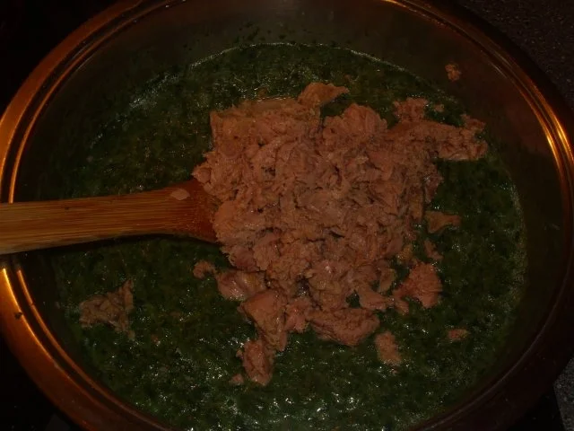 Pasta mit Spinat, Thunfisch und Krabben - Rezept - Bild Nr. 3