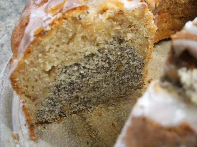 Backen: Saftiger  Apfel-Mohn-Gugelhupf - Rezept - Bild Nr. 9