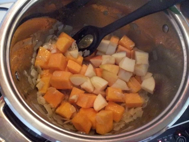 Rote Bete-Kürbissuppe - Rezept - Bild Nr. 6