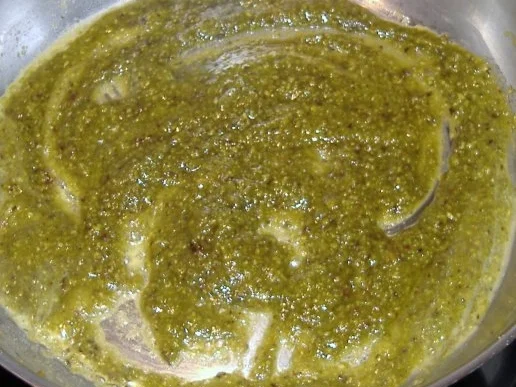 Spaghetti mit Pistazienpesto, Bottarga und Ricotta Salata - Rezept - Bild Nr. 2