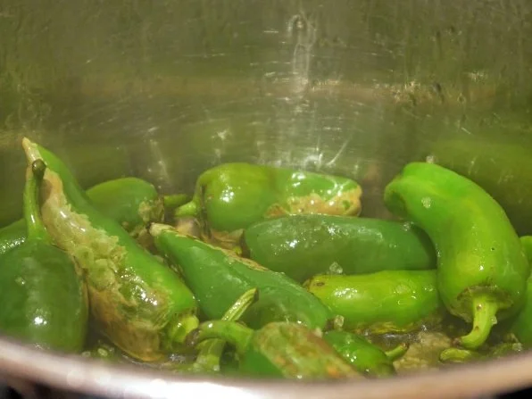 Hähnchengulasch "de la Vera" mit Vollkorn-Basmati-Reis und Pimentos de Padron - Rezept - Bild Nr. 13