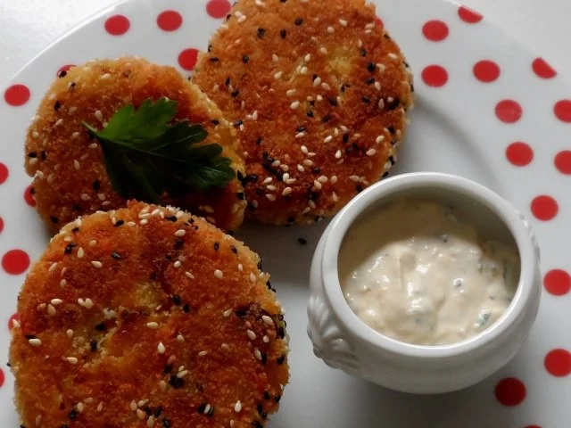 Resteküche: Knusprige Zitronen-Mango-Reis-Bratlinge mit einem Orangen-Erdnuss-Dip - Rezept - Bild Nr. 13