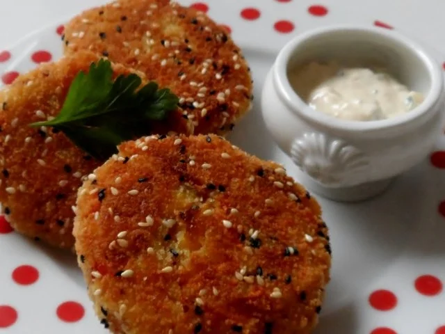 Resteküche: Knusprige Zitronen-Mango-Reis-Bratlinge mit einem Orangen-Erdnuss-Dip - Rezept - Bild Nr. 14