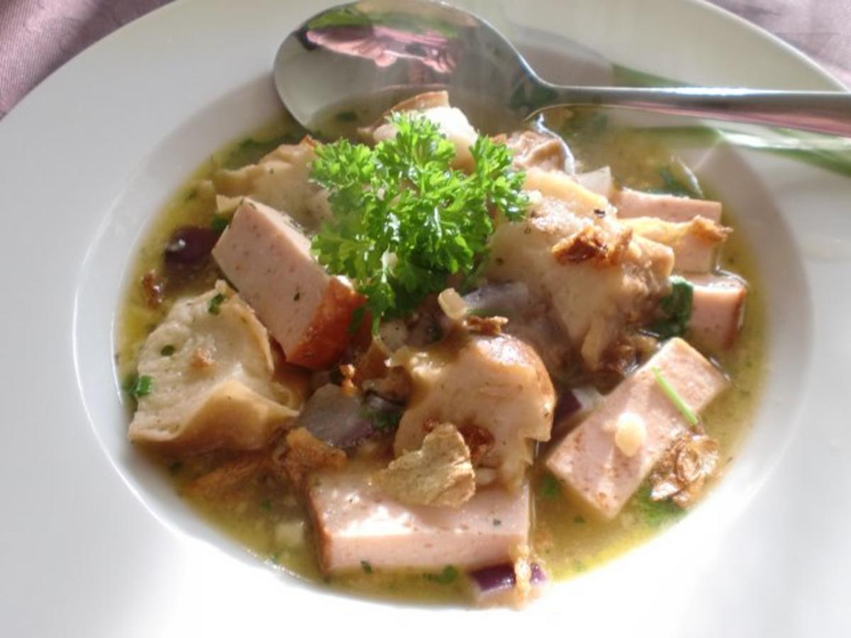 Brezensuppe mit Leberkäse - Rezept