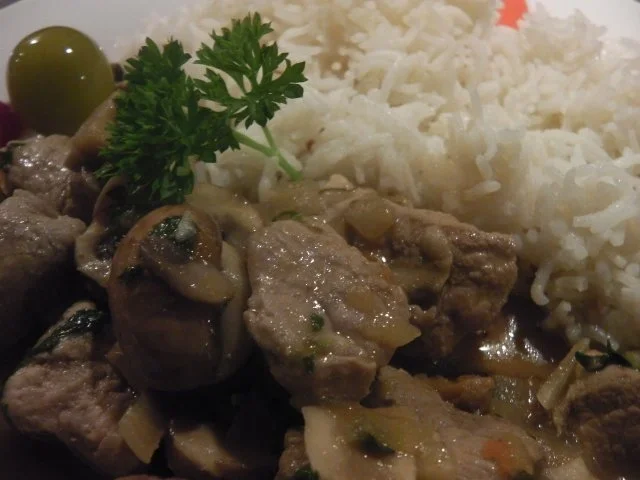 Rezept: Pfandl-Geschnetzeltes vom Schweinefilet "Jäger Art" Bild Nr. 5 Pfandl-Geschnetzeltes vom Schweinefilet "Jäger Art" - Rezept - Bild Nr. 5