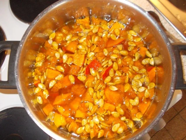 Rezept: Kürbis Creme Suppe Bild Nr. 8 Kürbis Creme Suppe - Rezept - Bild Nr. 8