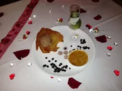 Chocolate-Chili-Eis in Honighippe, Espresso-Créme-Brûlèe, Limetten-Königskraut-Sorbet - Rezept