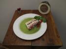 Geeistes Tiramisu Mascarponecrème mit Waldbeeren und Basilikumsauce - Rezept