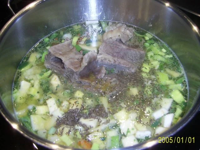 Rezept: Suppen & Eintöpfe: Feiner Rübchen-Eintopf... Bild Nr. 6 Suppen & Eintöpfe: Feiner Rübchen-Eintopf... - Rezept - Bild Nr. 6