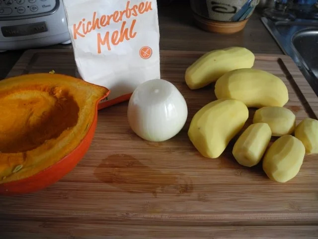 Rezept: Vegan : Kürbis - Kartoffel - Rösti dazu grünen Salat Bild Nr. 5 Vegan : Kürbis - Kartoffel - Rösti dazu grünen Salat - Rezept - Bild Nr. 5