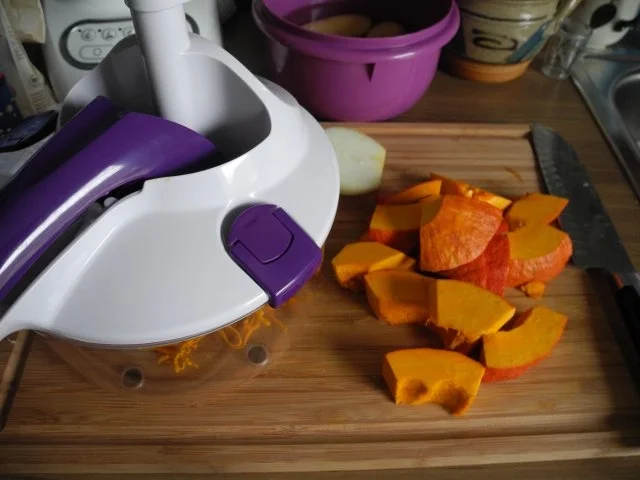 Rezept: Vegan : Kürbis - Kartoffel - Rösti dazu grünen Salat Bild Nr. 6 Vegan : Kürbis - Kartoffel - Rösti dazu grünen Salat - Rezept - Bild Nr. 6