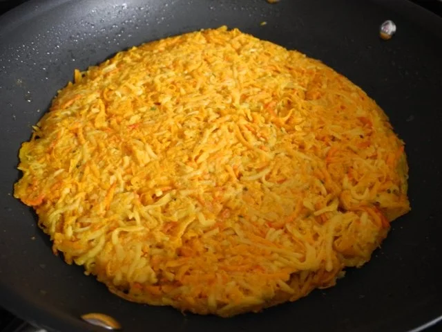 Rezept: Vegan : Kürbis - Kartoffel - Rösti dazu grünen Salat Bild Nr. 13 Vegan : Kürbis - Kartoffel - Rösti dazu grünen Salat - Rezept - Bild Nr. 13