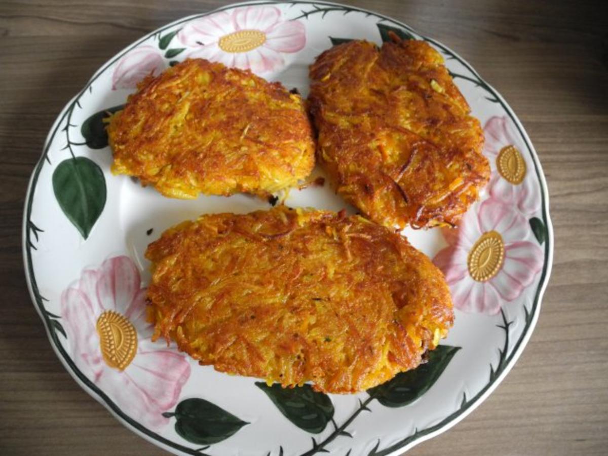 Bilder für Vegan : Kürbis - Kartoffel - Rösti dazu grünen Salat - Rezept