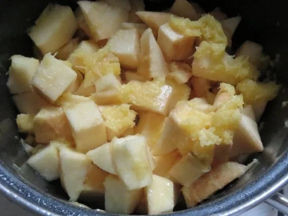 Rezept: Einmachen: Quitten-Orangen-Marmelade Bild Nr. 2 Einmachen: Quitten-Orangen-Marmelade - Rezept - Bild Nr. 2