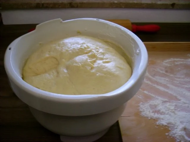 Rezept: Hefe-Quark-Zopf gefüllt Bild Nr. 2 Hefe-Quark-Zopf gefüllt - Rezept - Bild Nr. 2