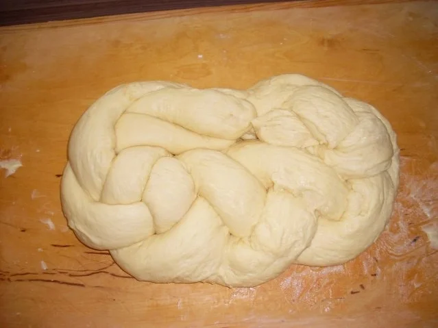 Rezept: Hefe-Quark-Zopf gefüllt Bild Nr. 8 Hefe-Quark-Zopf gefüllt - Rezept - Bild Nr. 8