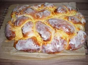 Hefe-Quark-Zopf gefüllt - Rezept