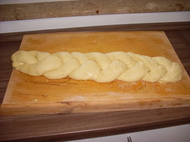 Rezept: Hefe-Quark-Zopf gefüllt Bild Nr. 7 Hefe-Quark-Zopf gefüllt - Rezept - Bild Nr. 7