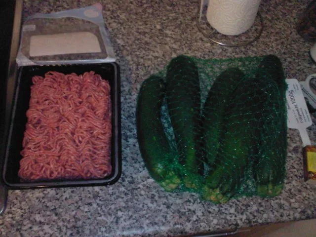 Zucchini- Schiffchen - Rezept